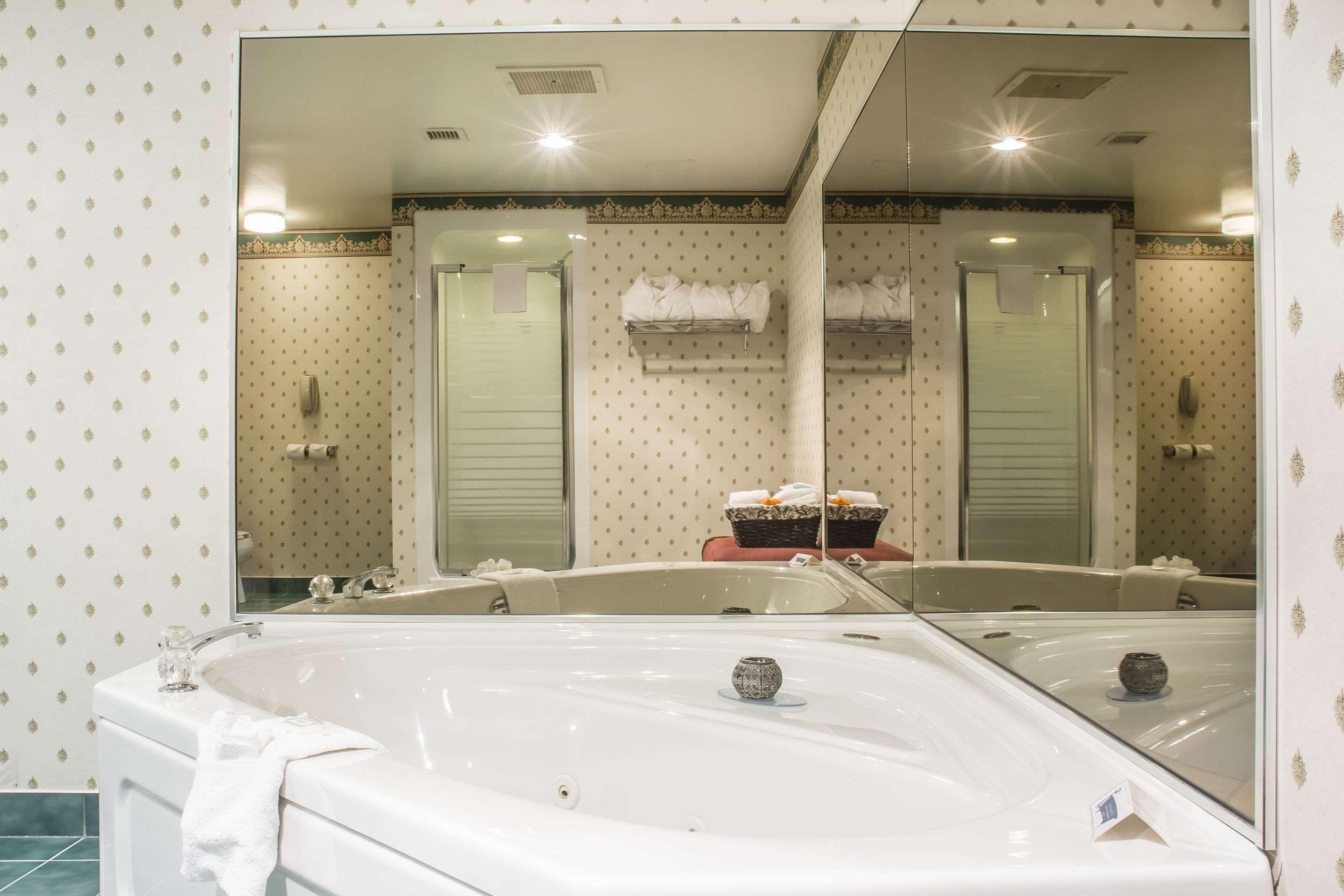 Clarion Hotel & Conference Centre Fort Erie Ngoại thất bức ảnh