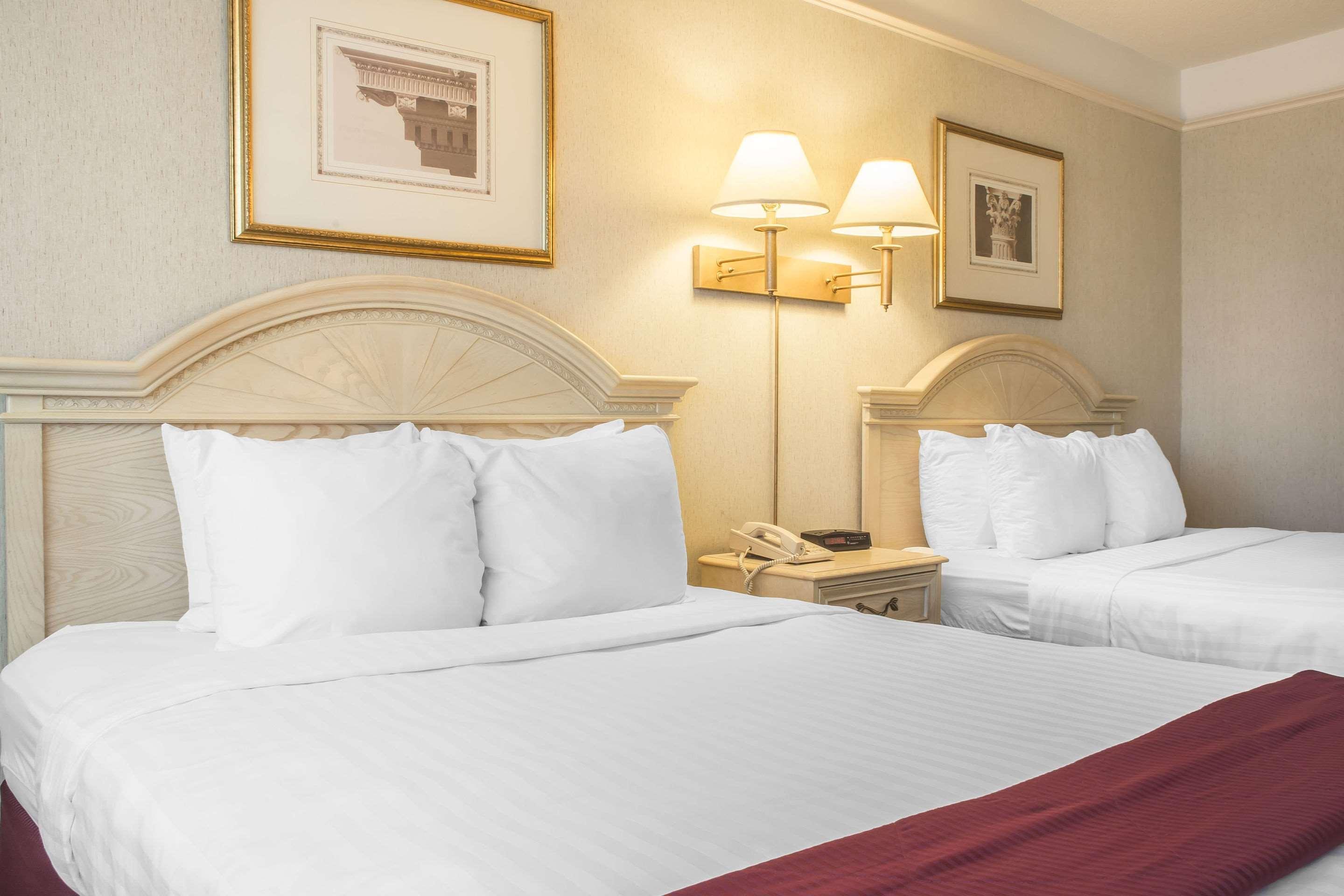 Clarion Hotel & Conference Centre Fort Erie Ngoại thất bức ảnh