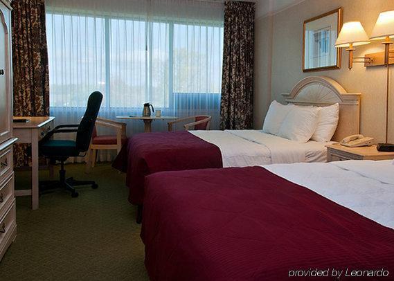 Clarion Hotel & Conference Centre Fort Erie Phòng bức ảnh